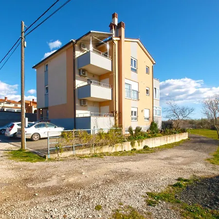 Apartment Darko 2015
