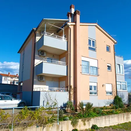 Darko 2015 Apartment